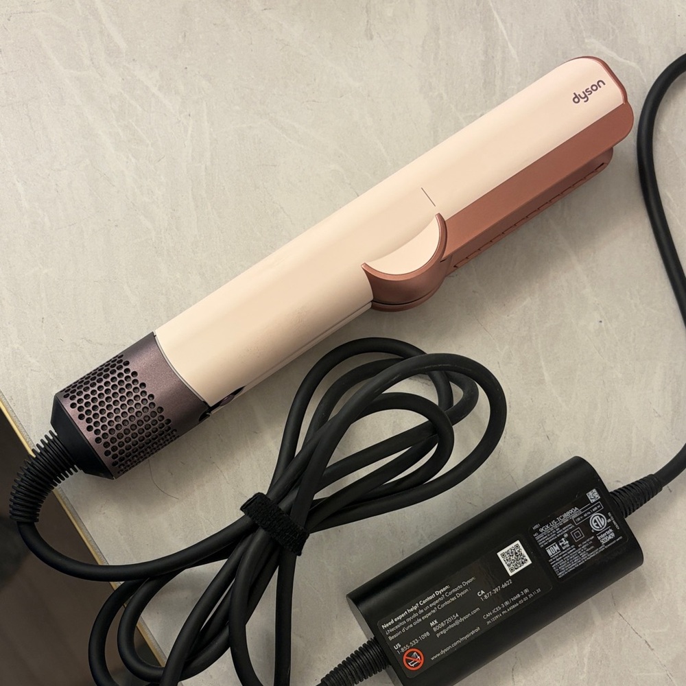 Dyson Hair Tool in Cream and Rose